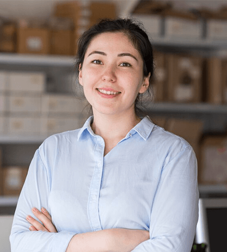 川西沙織さんのスタッフ写真