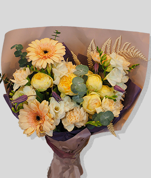 黄色いガーベラの花束